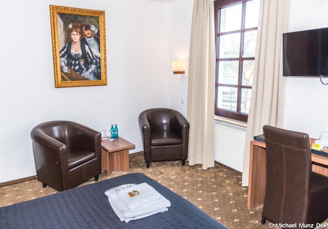 Hotel Und Restaurant Loewenbraeu Koeln Eksteriør billede